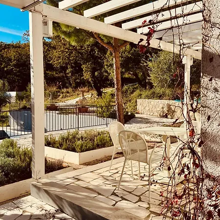Oliva Aparthotel 4*