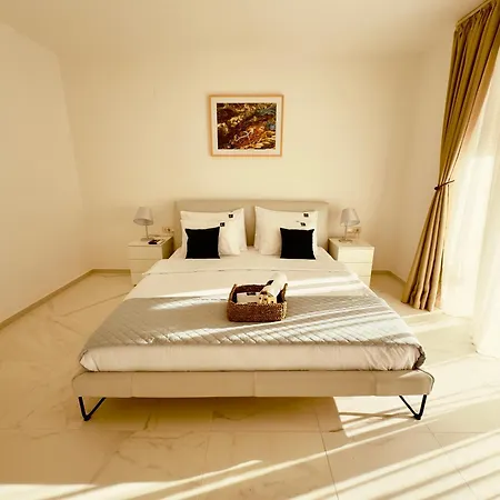 Oliva Apart Otel Budva